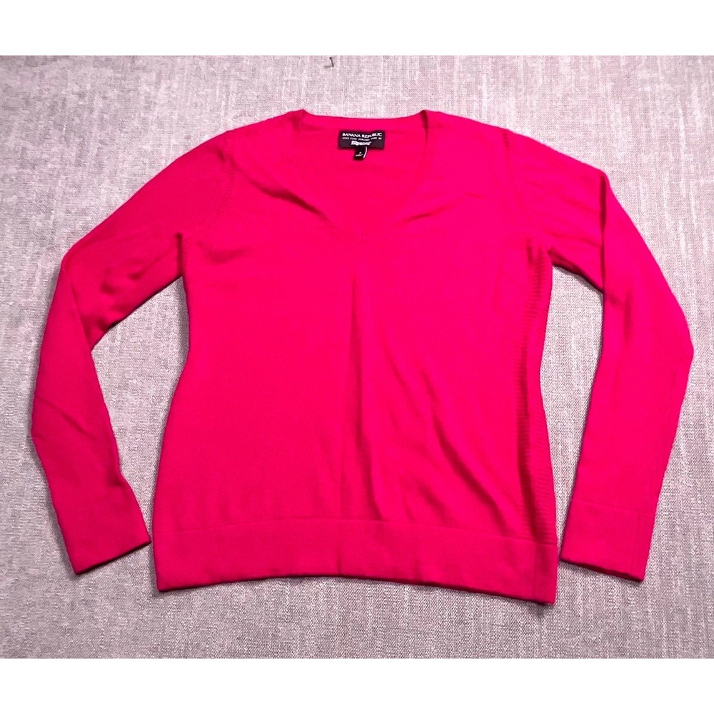 Banana Republic Filpucci Sweater Womens Small Hot Pink Knit Long Sleeve V-Neck